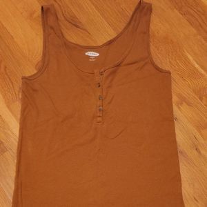 Old Navy Large Slim Fit Ribbed Henley Tank Top